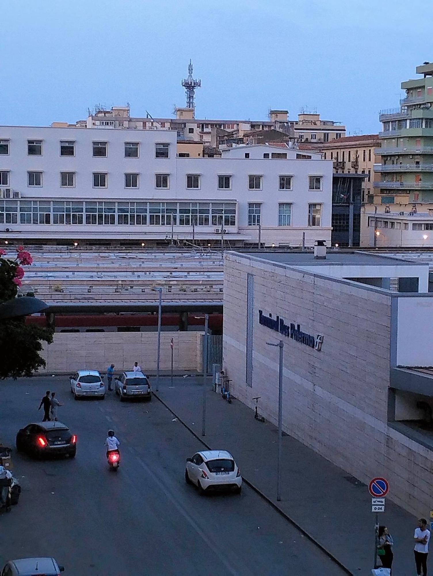 Ferienwohnung Stazione Di Palermo Affitti Exterior foto